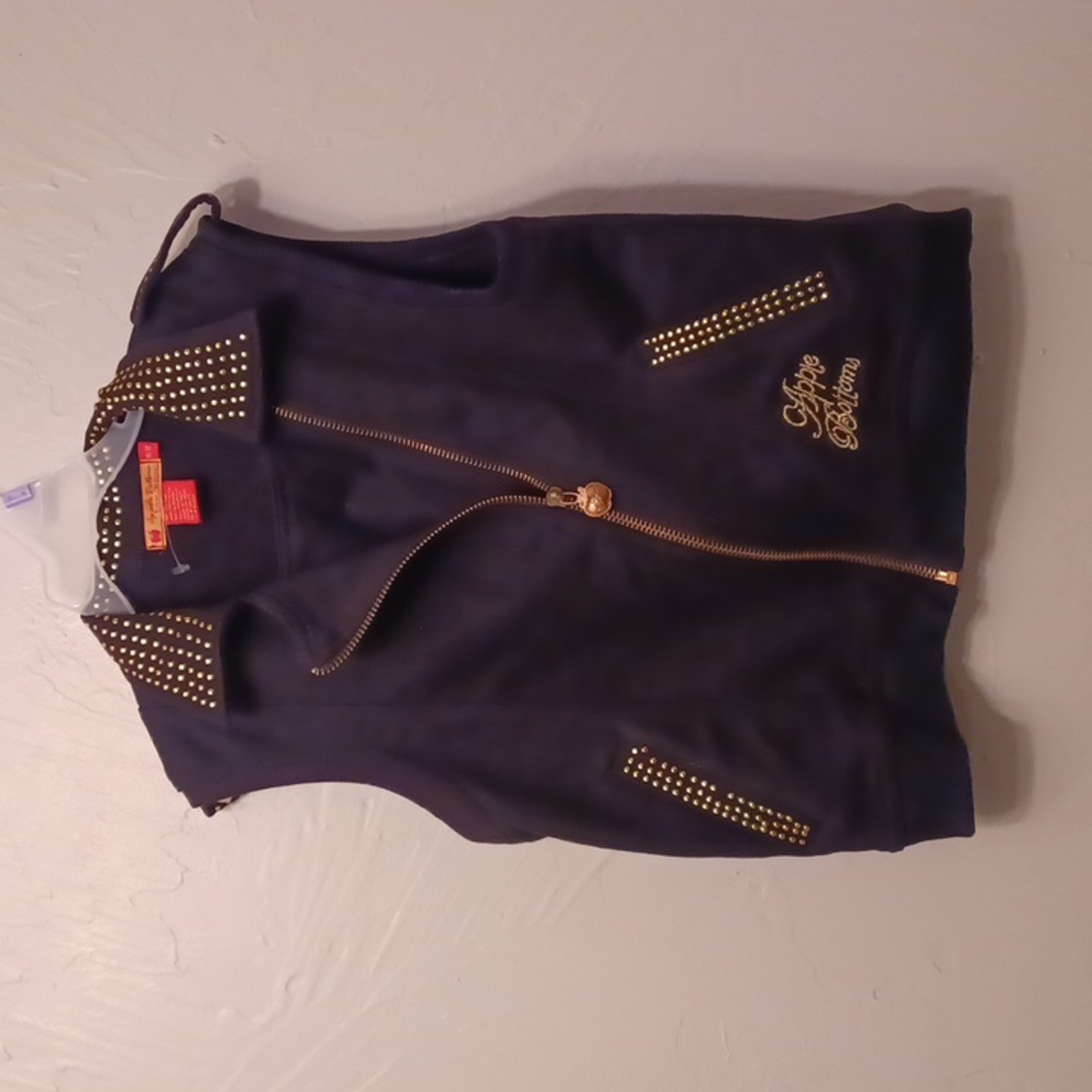 Apple bottoms vest